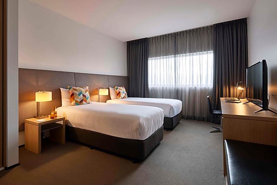 Atura Dandenong