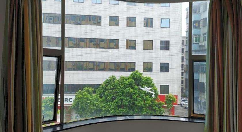 7 Days Inn Zhongshan University of Electronic Science and Technology the Mixc