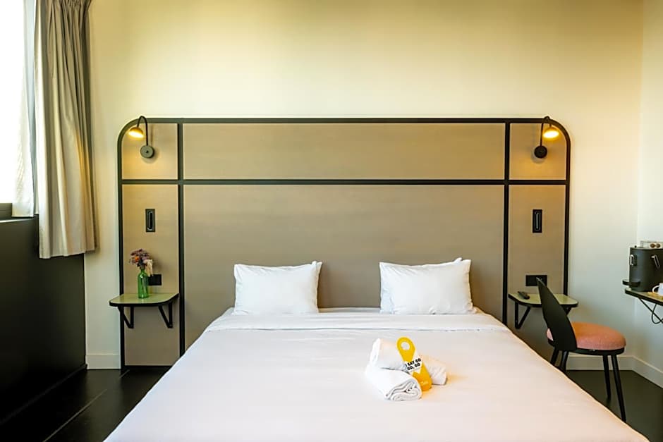 The People - Paris Marais