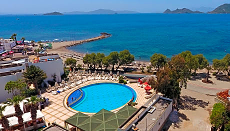 Mandalinci Beach Hotel - Alojamientos en TURGUTREIS