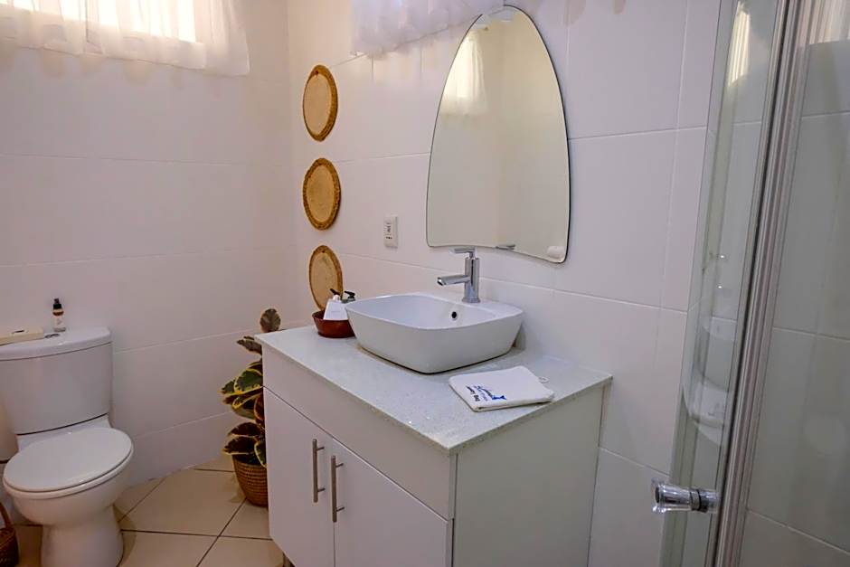Whalesong Guest House