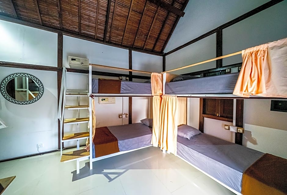 Tropical Canggu Hostel