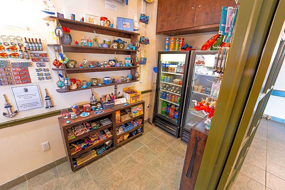 Super 8 by Wyndham Amherst NS