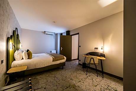 King Room with Sofa Bed