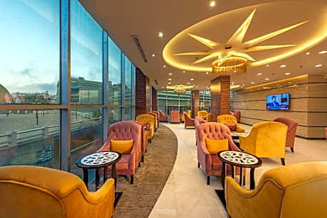 Premium Mountain View