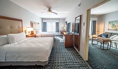 One-Bedroom Queen Suite with Two Queen Beds - Non-Smoking