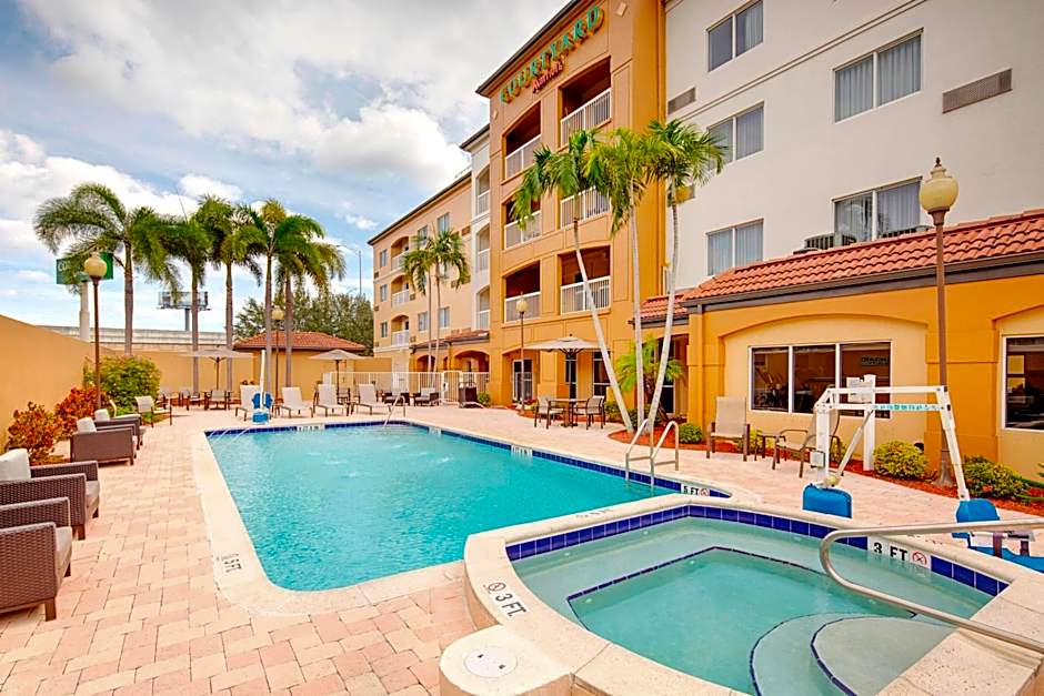 Courtyard by Marriott West Palm Beach Airport