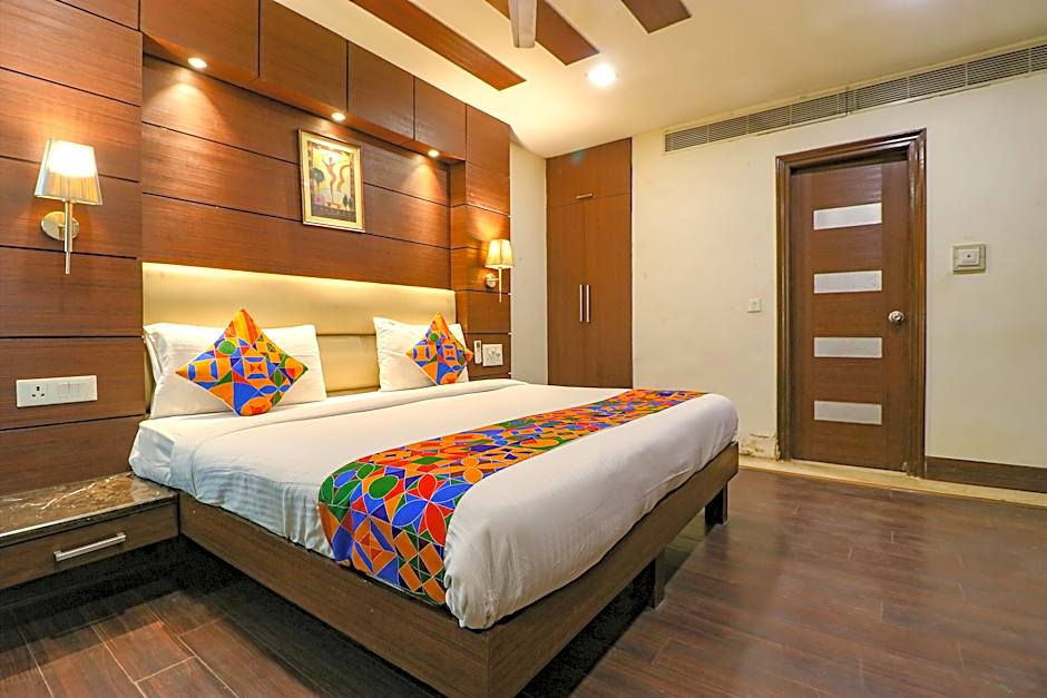 FabHotel Admire Suites