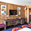 Americana Motor Hotel