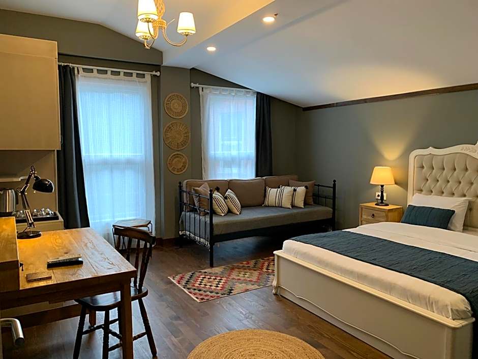 Loka Suites – Istanbul, FL