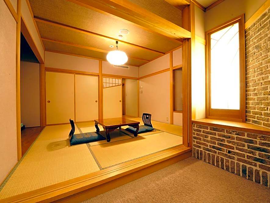 Hakuba Onsen Ryokan Shirouma-So