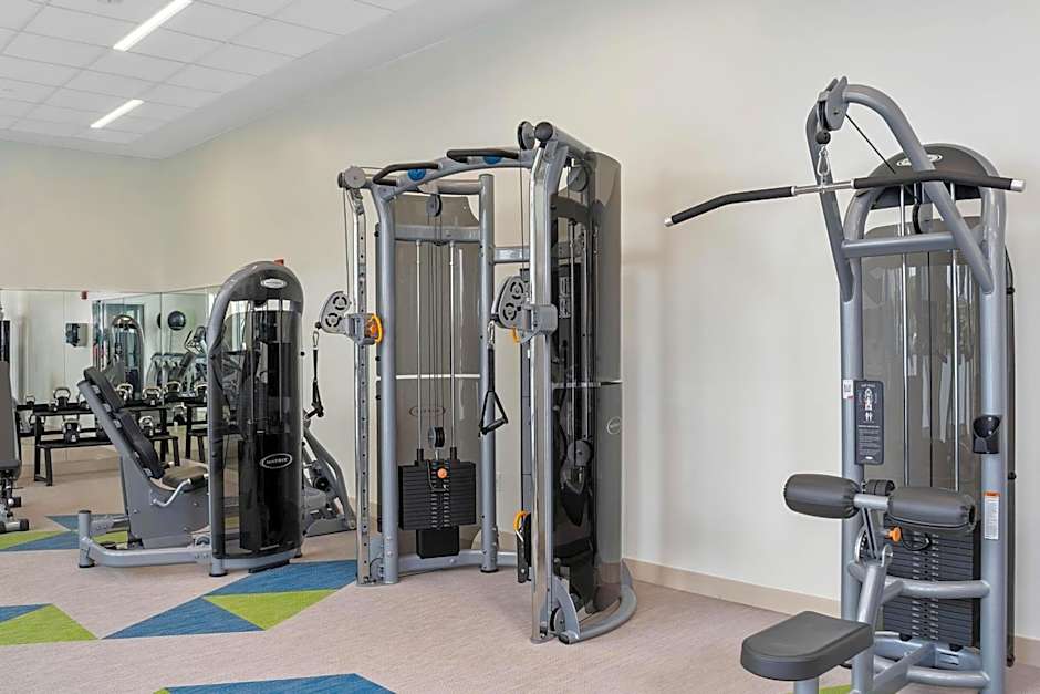 Element Hampton Peninsula Town Center