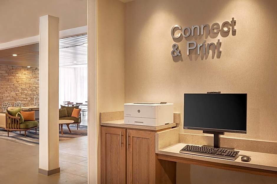 Fairfield Inn & Suites by Marriott Fresno North/Shaw Avenue