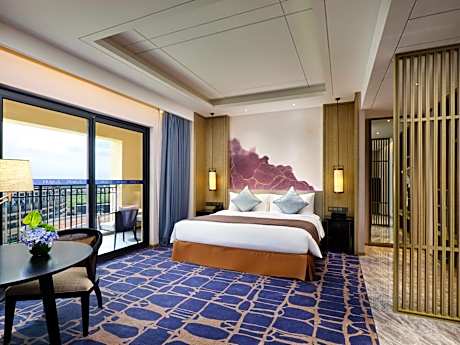 Grand Superior King Room