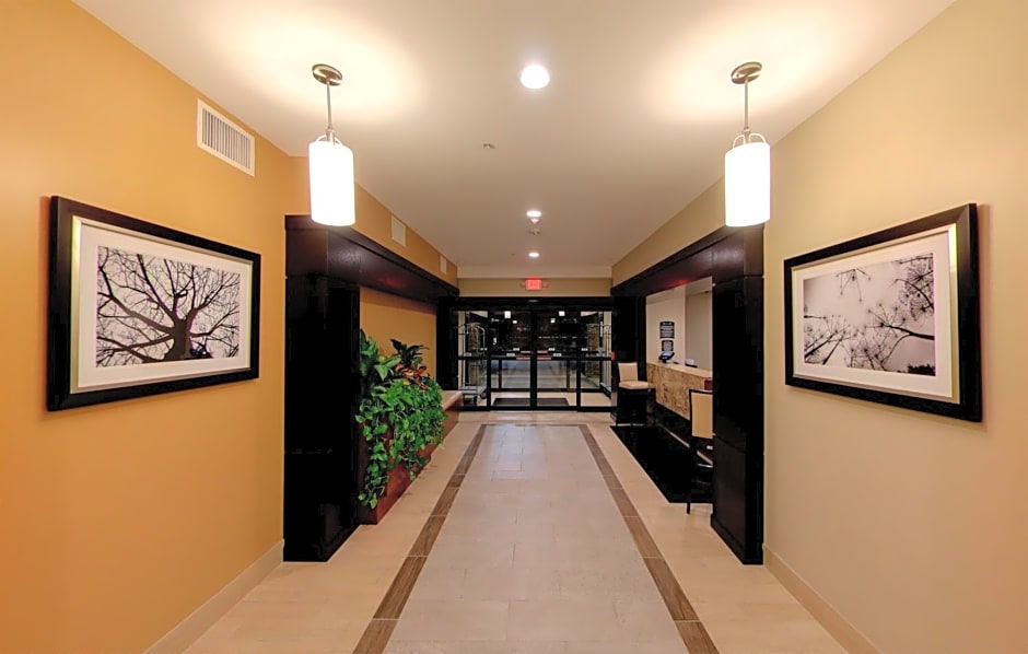 Staybridge Suites Ann Arbor - Research Parkway, an IHG Hotel