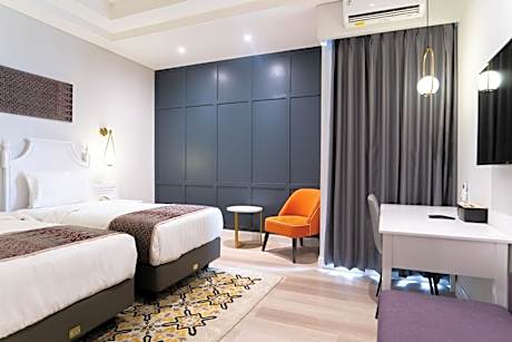 Superior Twin Room