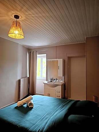 Double Room with Shared Bathroom