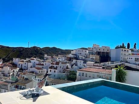 La LIPA SUITES con piscina privada