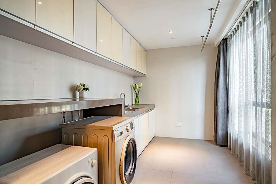 Lereal Inn Ningbo East New City