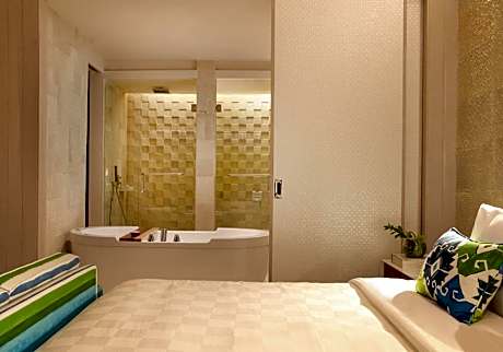 TShell Room with All Day Breakfast and other Free Benefits