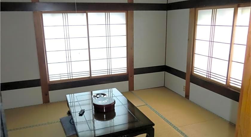 Oshuku Onsen Minshuku Sakaeya