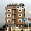 Plus 33 Hotel