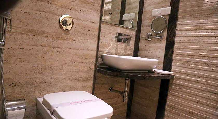 Hotel Varanasi Inn