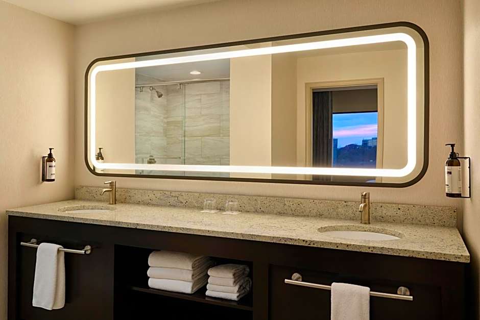 Hyatt Regency Suites Atlanta Northwest