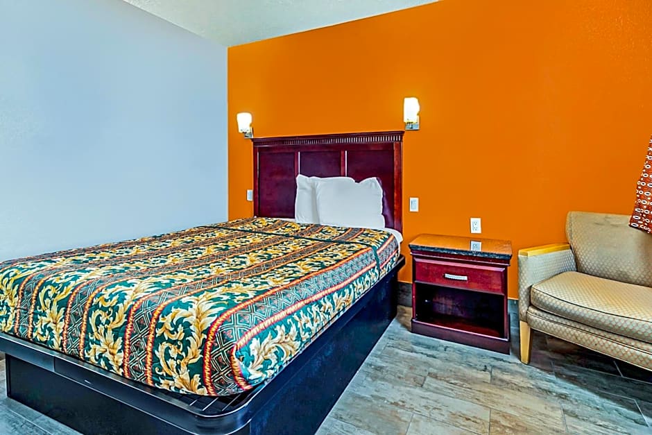 OYO Hotel Lake Charles Hwy 10