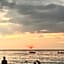 Sealord Naithon Beachfront Villa