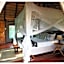Muweti Bush Lodge