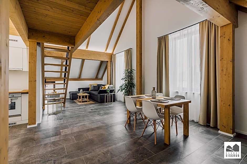 Photo 1 of 12 of Superior Apartment