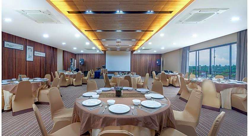 Amphawa Na Non Hotel & Spa