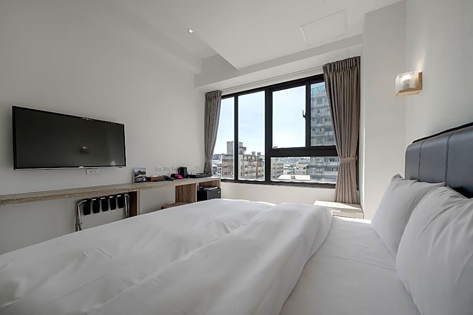 CHECK inn Express Taichung Fuxing