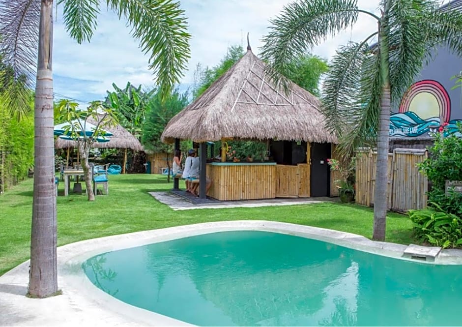 SURFERS HOUSE Batu Bolong - Adults only