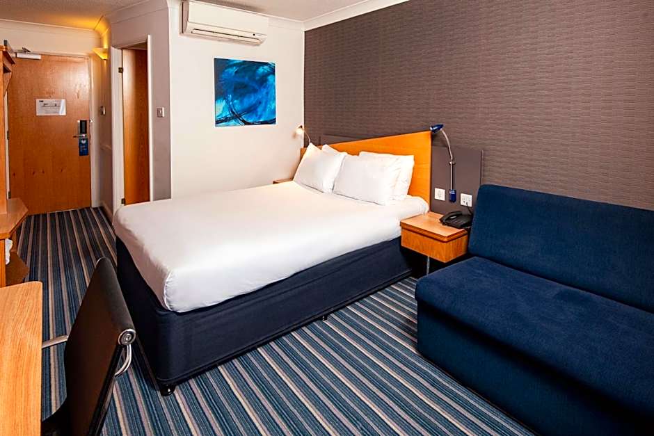 Holiday Inn Express Bristol - Filton By IHG