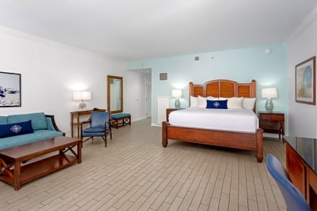 executive room, 1 king bed, balcony (bay front)