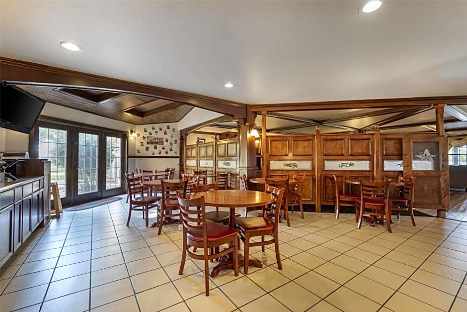 SureStay Plus Hotel by Best Western Auburn