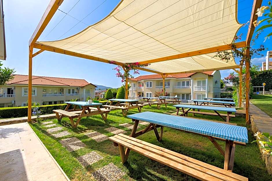 Larimar Suite Hotel