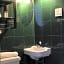 Midtown West Hotel