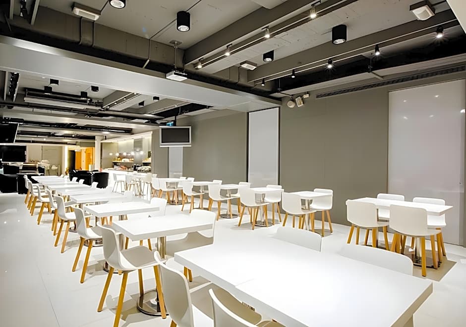 Dandy Hotel-Daan Park Branch