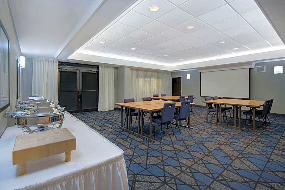 Courtyard by Marriott State College