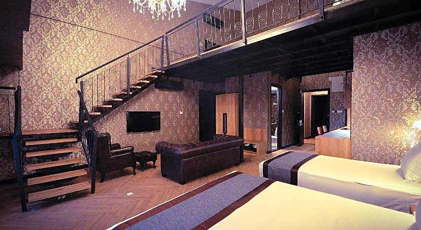 1969 Business Suites