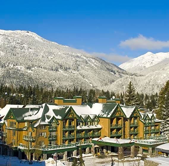 Pinnacle Hotel Whistler