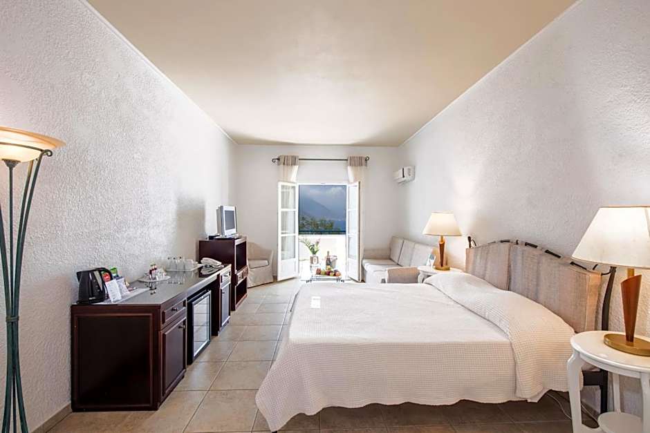 Aegialis Hotel & Spa