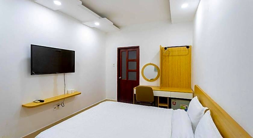 Tuan Viet Hotel Dinh Tien Hoang