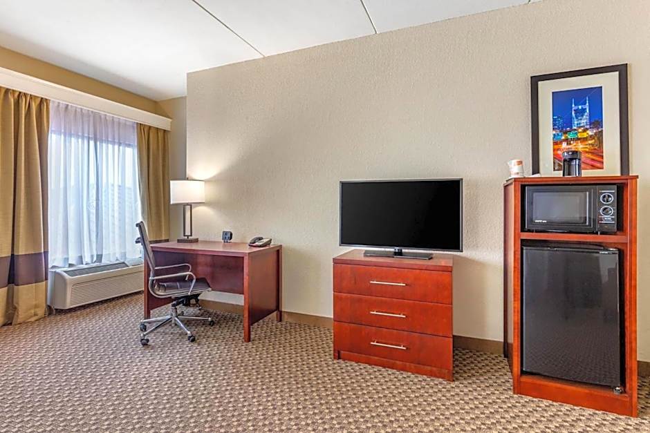Comfort Suites Smyrna - Nashville Area