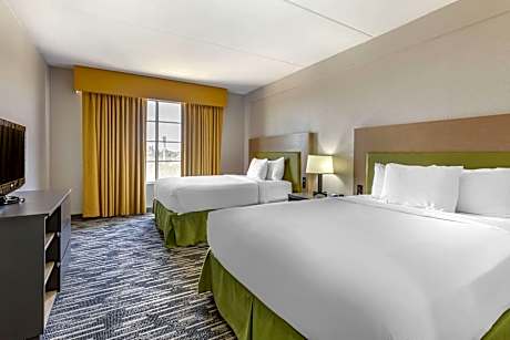 2 Queen Beds, Nonsmoking, Accessible