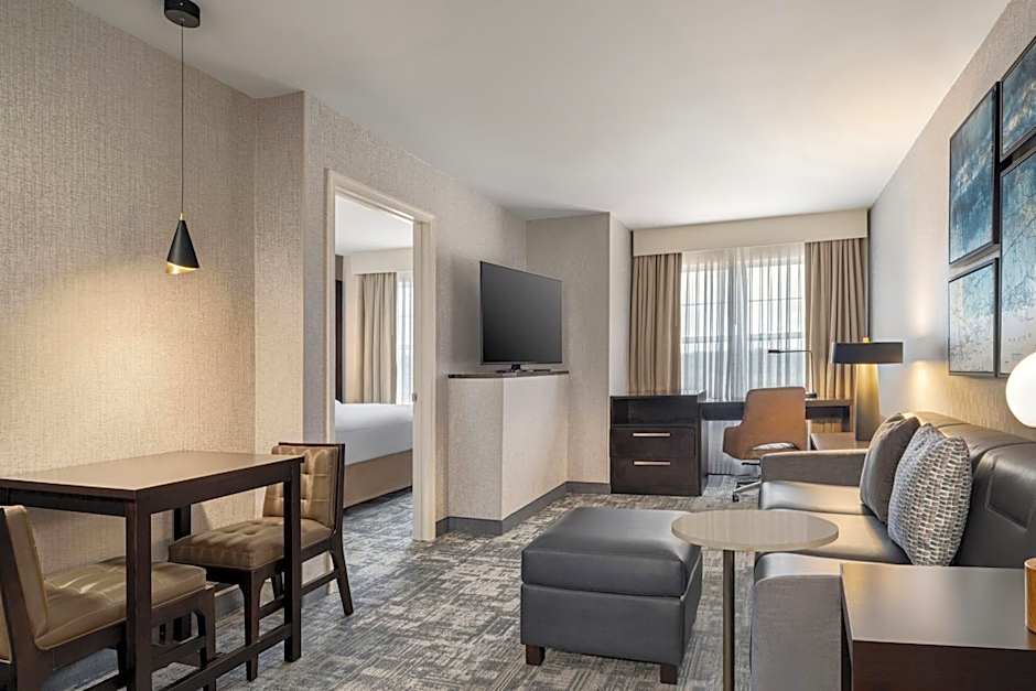 Courtyard by Marriott Long Island Islip/Courthouse Complex