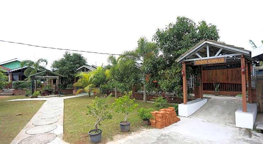 Pondok Muara Chalets